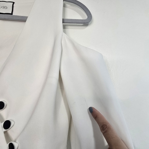 ALEXIS White Noere Cold Shoulder Asymmetrical Tux Top Event Evening Occasion - Picture 11 of 14